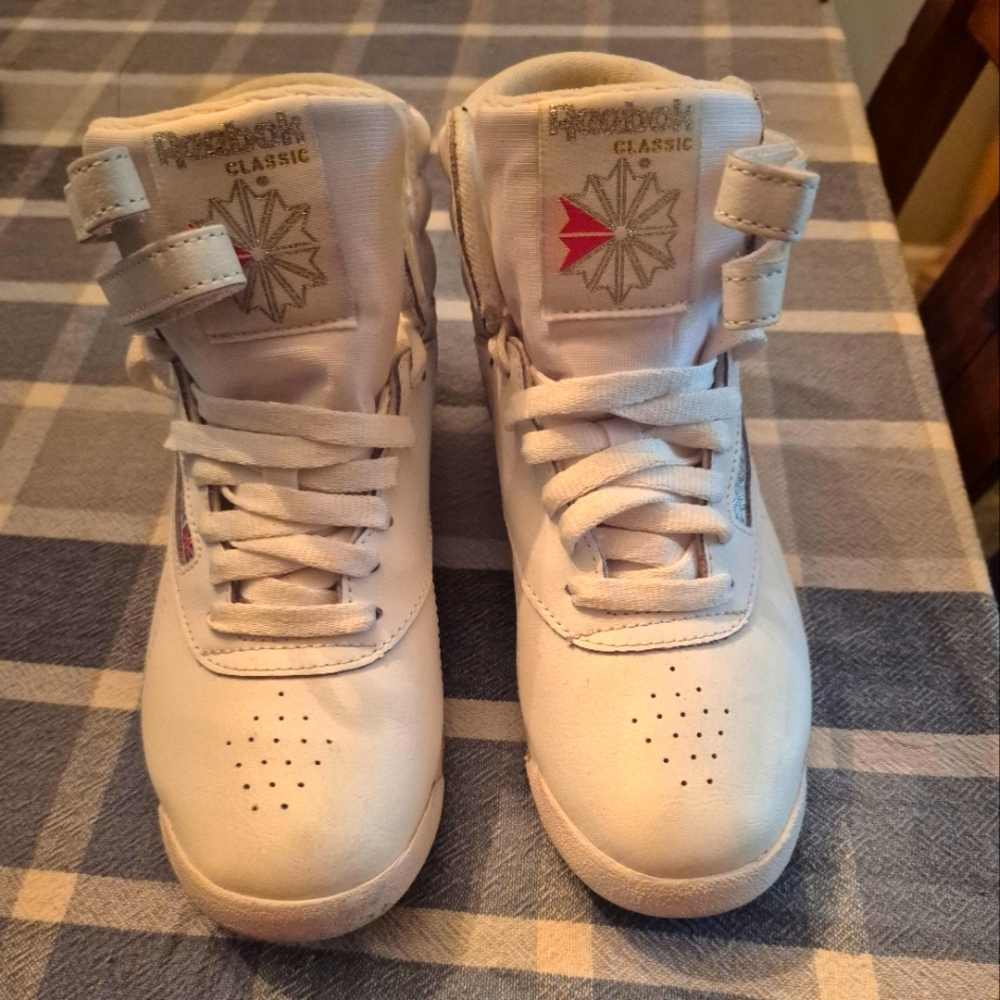 Reebok White Sneakers Classic Design Breathable High Top